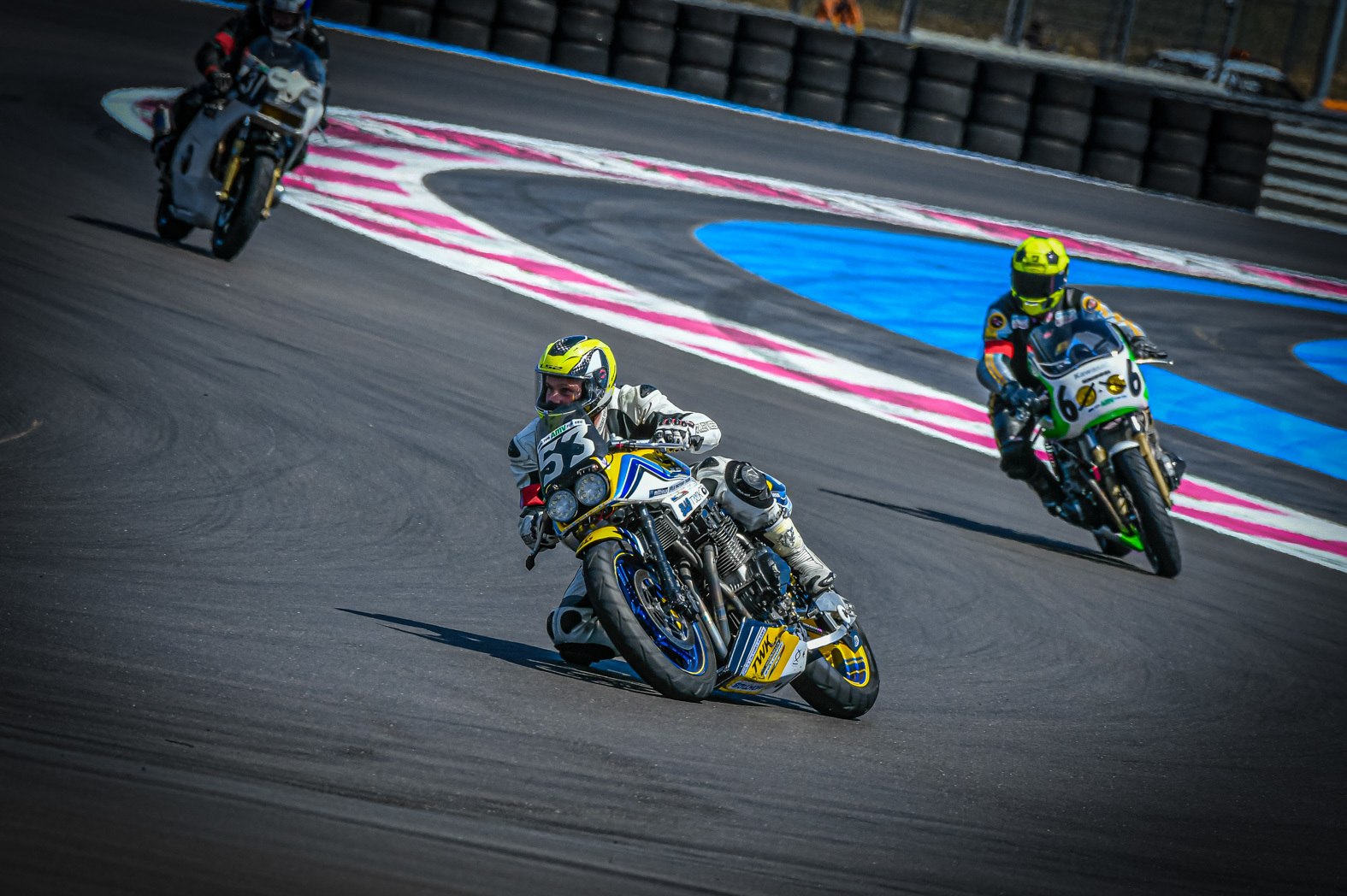 Read details about the race events planned as part of the European Endurance Legends Cup - EELC.eu